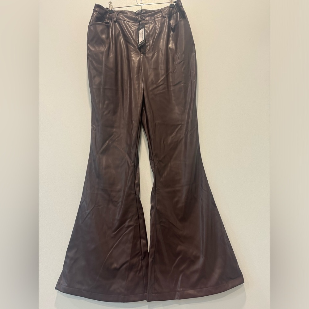 NWTS Nasty Gal brown vegan leather flare pants with stars on back size 10 NWTS